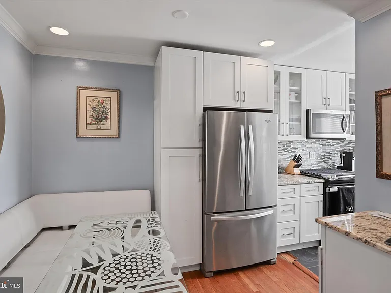 906 S Washington St #311 — Photo 10