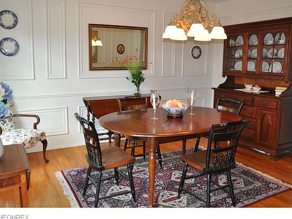 5th image of 8542 Bayberry Dr NE