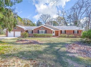 1109 Little Neck Rd, Virginia Beach, VA 23452