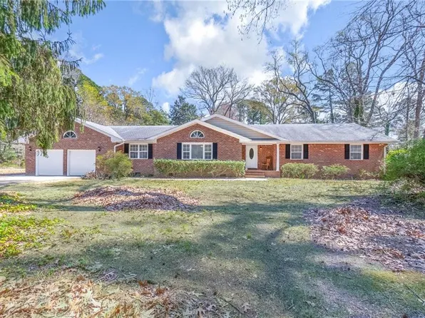 1109 Little Neck Rd, Virginia Beach, VA 23452