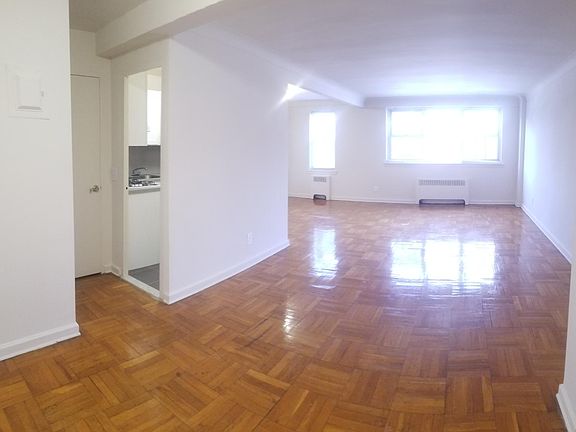 5th image of 16605 Highland Ave APT 3F