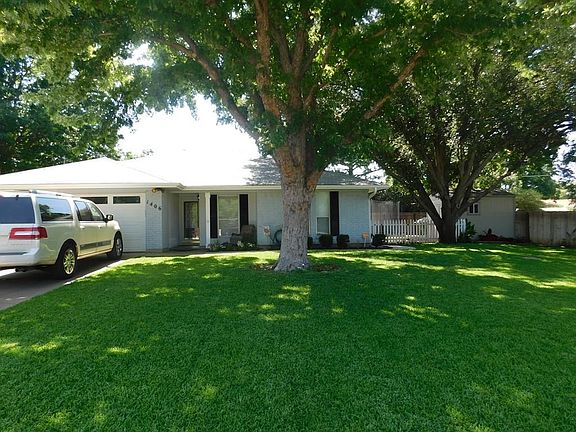 2nd image of 1406 Doral Ct