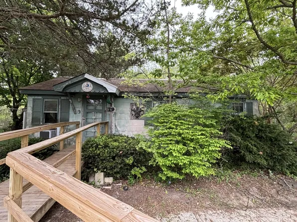 19 Maple St S, Cape May Court House, NJ 08210