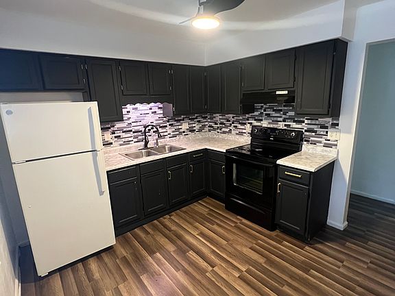 2nd image of 544 S Charity St #2