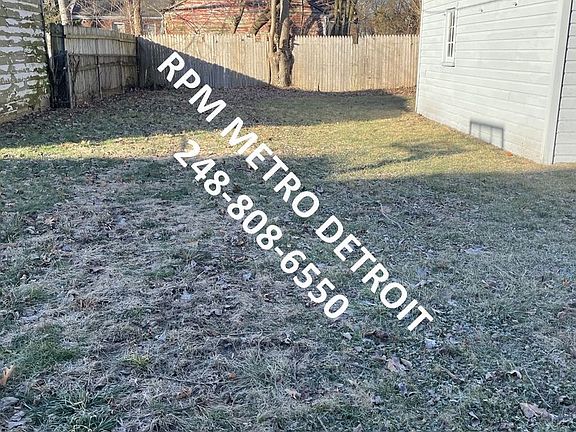 5th image of 15767 Plainview Ave #Alm