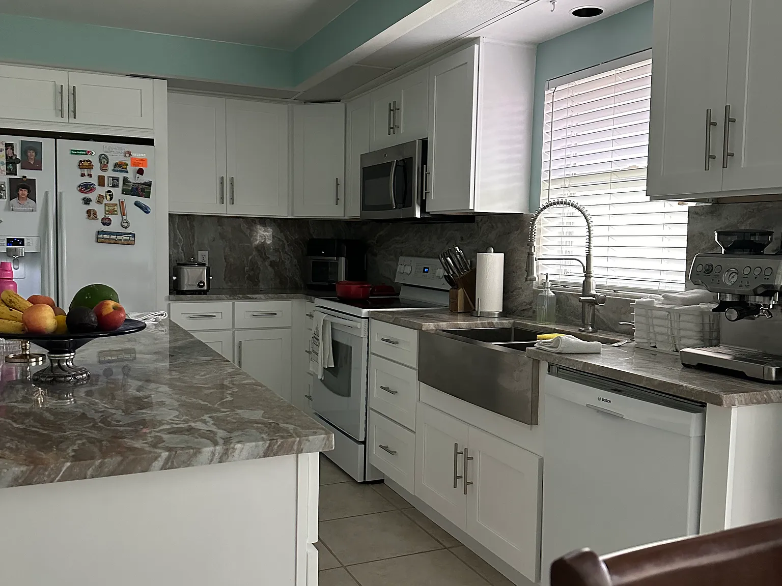 2 bed, 1900 sqft, $2,500 — Photo 4