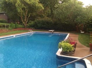 110 Kensington Ln, Waunakee, WI 53597