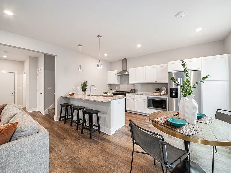 Meadowood Townhomes — Photo 11