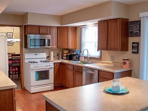 3rd image of 51565 Asbury Ct