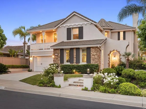 8037 Avenida Secreto, Carlsbad, CA 92009