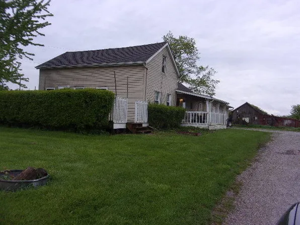 8221 Munson Hwy, Hudson, MI 49247