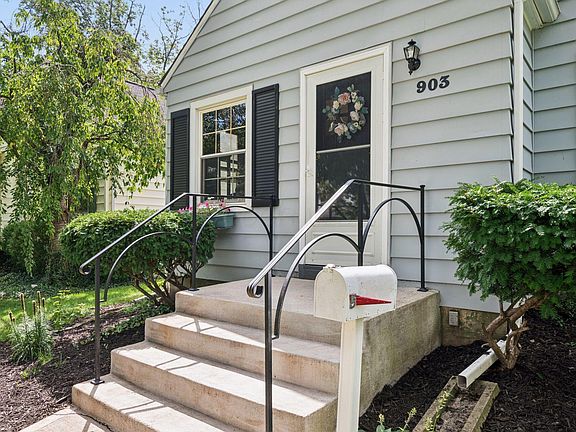 4th image of 903 Chelsea Ave