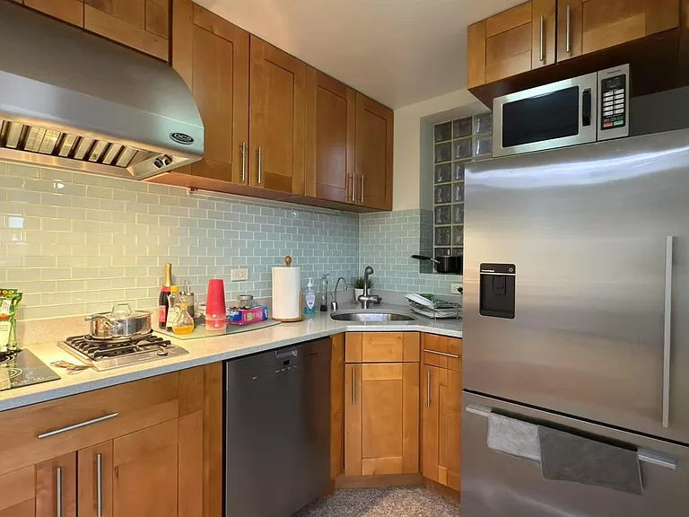 4128 Haight St #5A — Photo 2