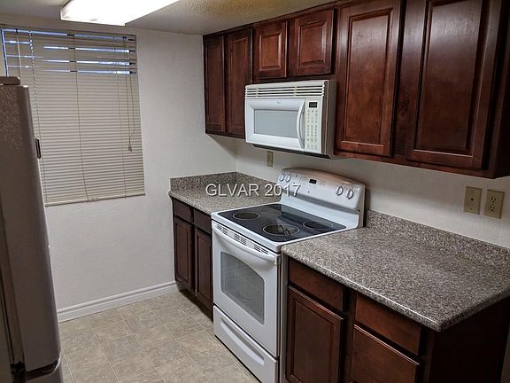 3rd image of 5295 Indian River Dr Unit 315