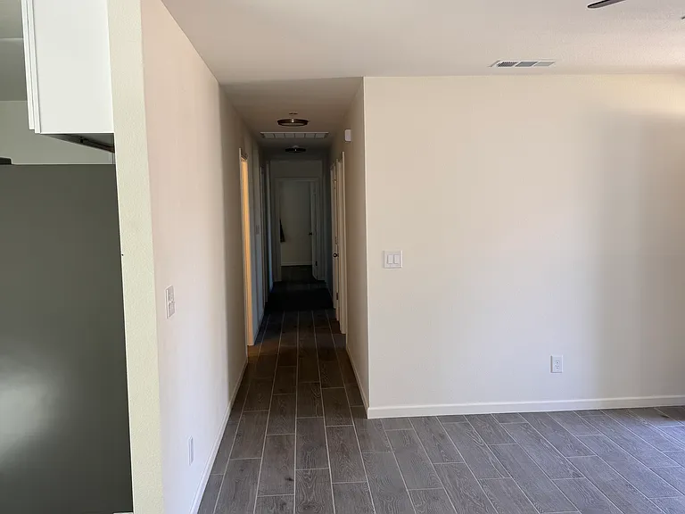 479 W Spruce Ave — Photo 5