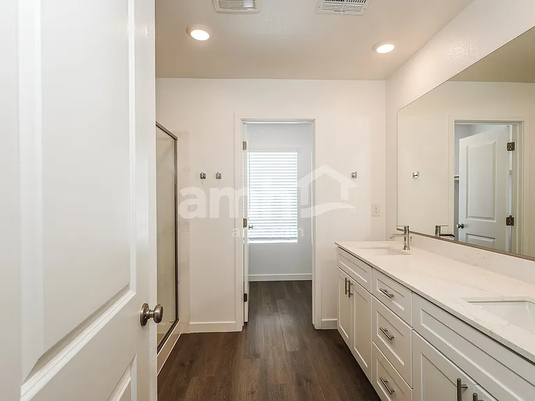 4059 Williams Road Ext — Photo 10
