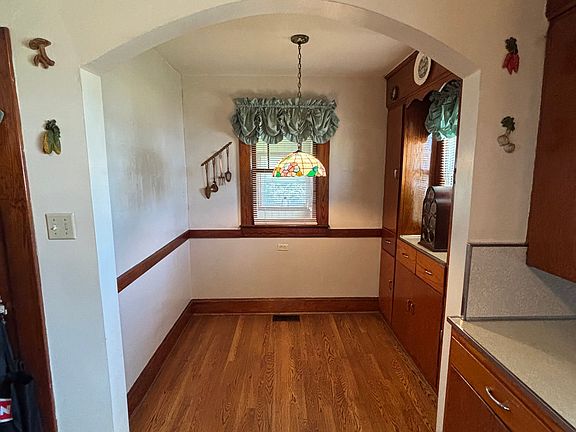 Breakfast nook