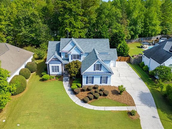 3rd image of 2014 Hubbard Ct