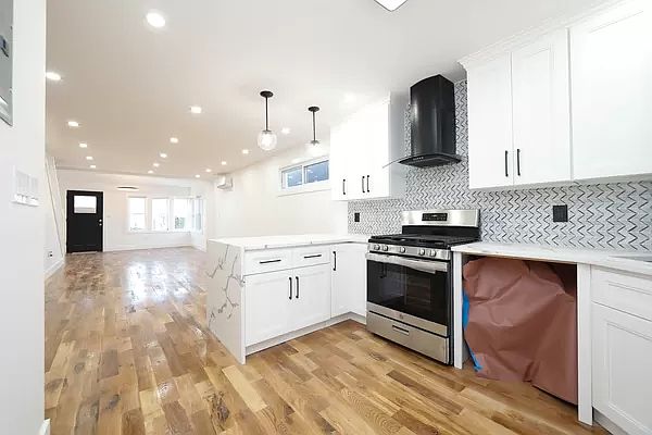 1st image of 114-44 197th St