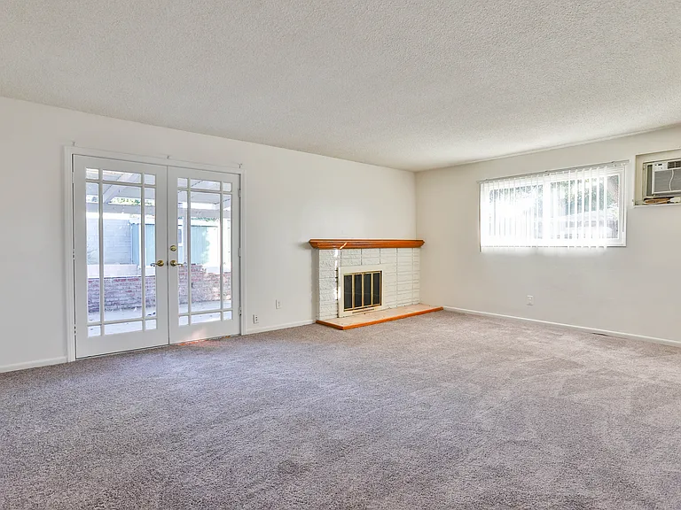 11236 Royal Palm Blvd — Photo 10