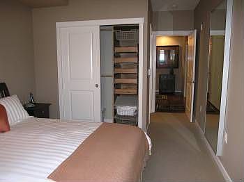4th image of 180 Harbor Sq Loop NE Unit 116