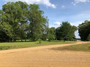 9 Prairie School Rd, Columbus, MS 39701