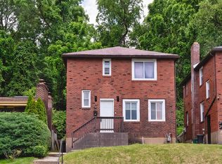 690 Princeton Blvd, Pittsburgh, PA