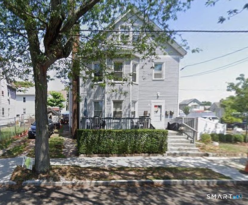 1st image of 121 Pine Street