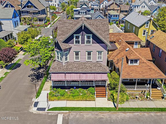 4th image of 61 Franklin Avenue