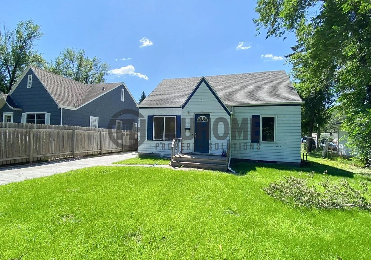 Spacious 5-Bedroom Home Pet-Friendly and Perfect for Your Family! — Photo 3