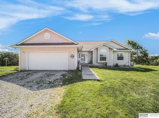3021 W Rd, Brainard, NE 68626