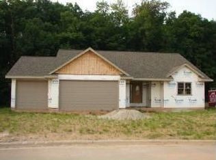 2311 Tiger Ct, Bellevue, WI 54311
