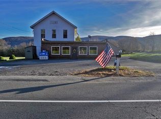 226-228 E Canaan Rd, East Canaan, CT 06024
