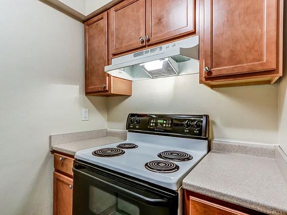 2nd image of 566 Dawson Ave APT 304