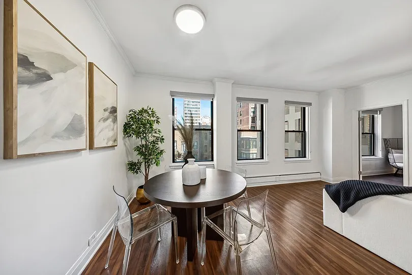 The Seneca Apartments — Photo 3