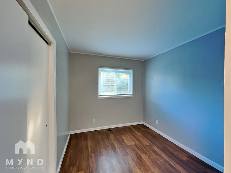 3049 Bluefield Dr — Photo 12