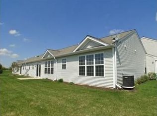 13637 Hemlock Rd, Huntley, IL 60142