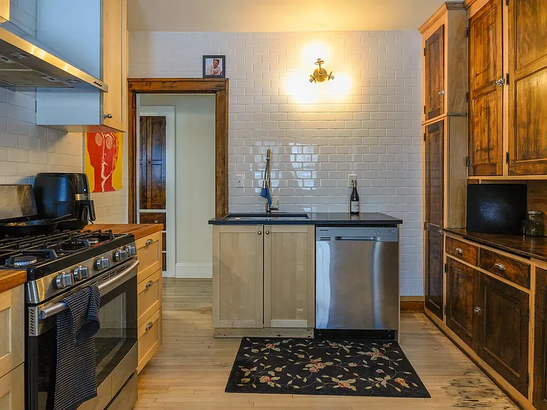 3731 Columbus Ave — Photo 16