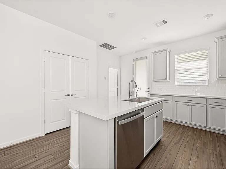 21815 White Bellflower Ln — Photo 15