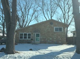 119 Willow St, Park Forest, IL 60466