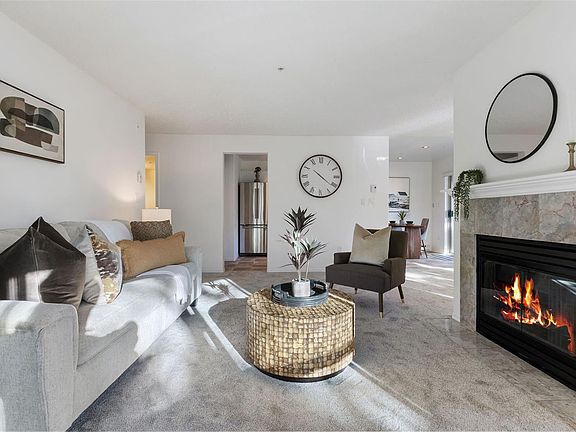 5th image of 1100 Union Rd #305