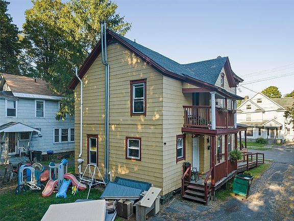 3rd image of 27 Silver St