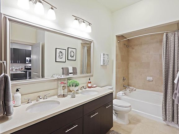5th image of 601 N Grant St #251
