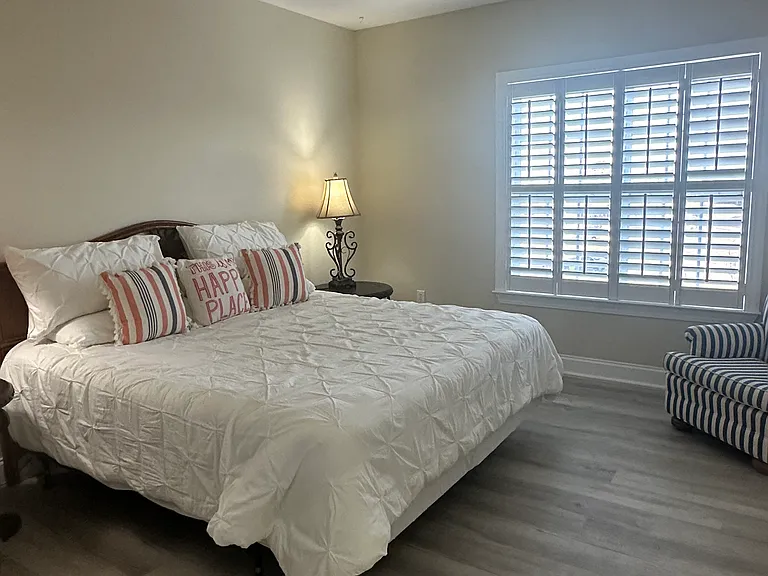 300 Gateway Dr #341 — Photo 10