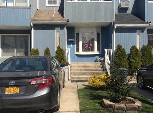 105 Goodall St, Staten Island, NY