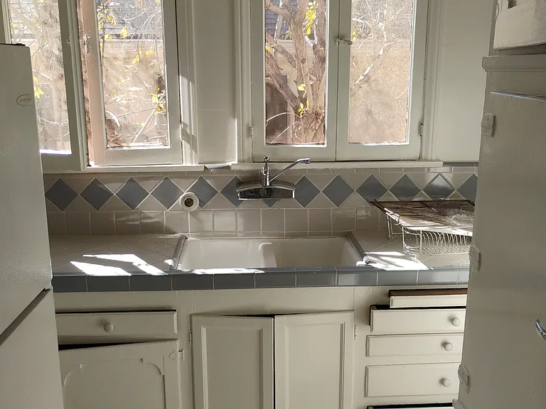 216 1/4 S Poinsettia Pl — Photo 16