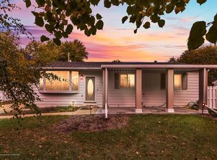 1316 Mark Twain Dr, Lansing, MI 48911