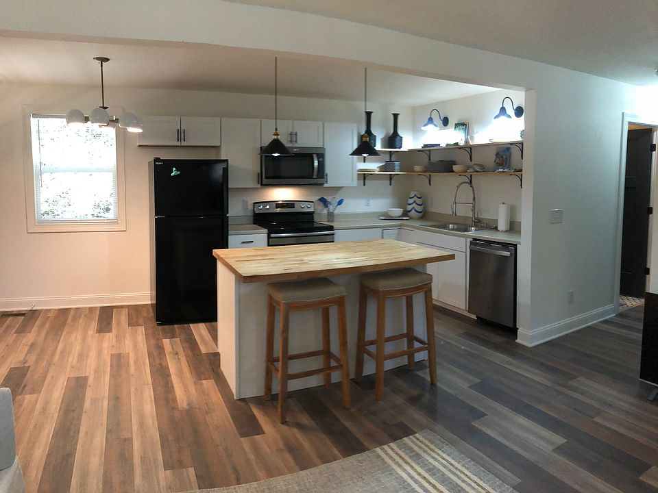 1st image of 145 Habitat St