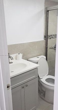 4th image of 407-870 NW 87th Ave #407