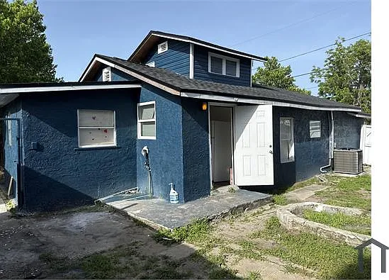 4 bed, 948 sqft, $2,762 — Photo 3